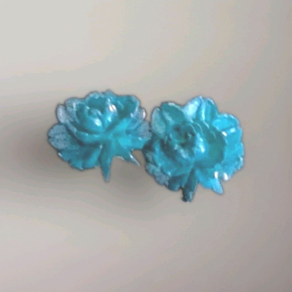 Vintage Teal Blue Carved Resin Floral Rose Clip-On Earrings - 1950s/60s Retro